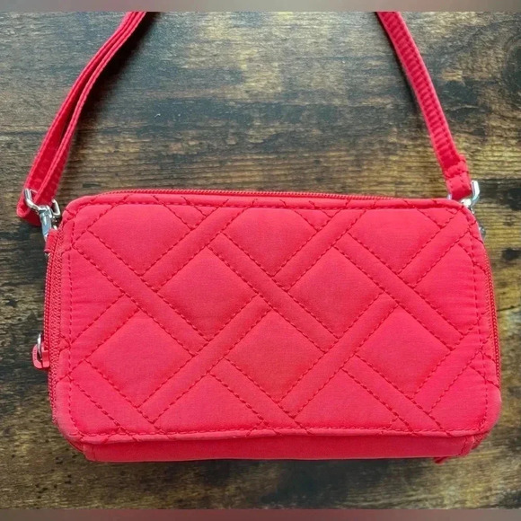 RETIRED: Vera Bradley | ladies Cardinal Red mini crossbody handbag. - Picture 4 of 13